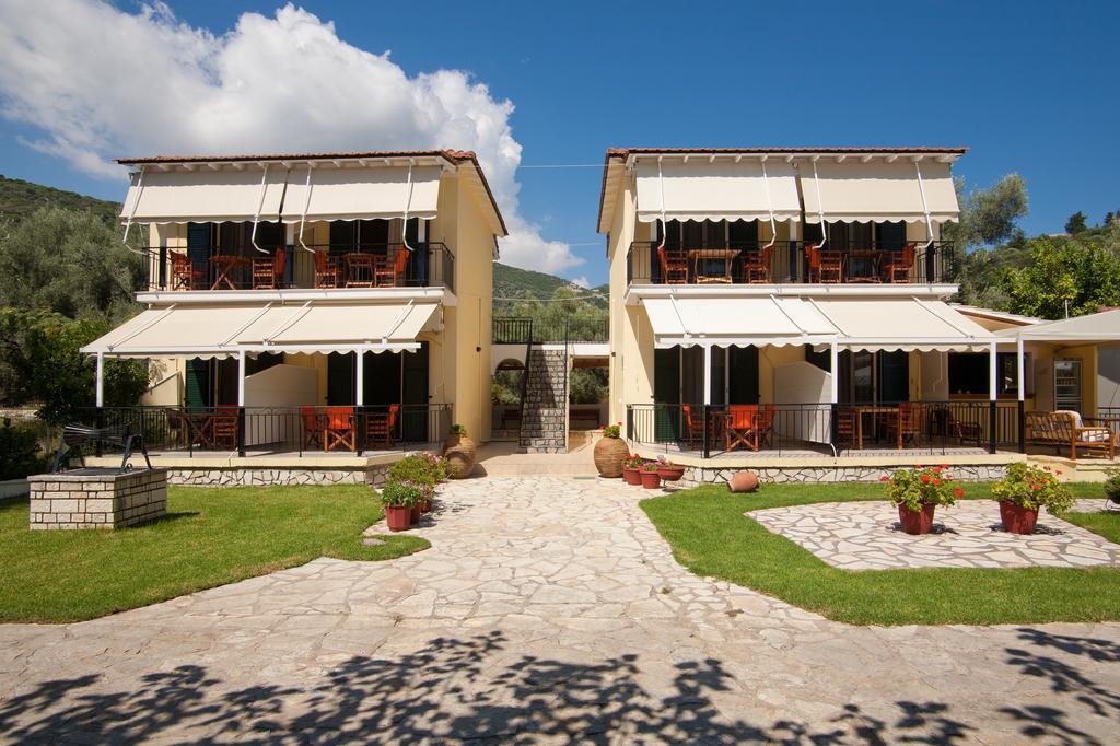Natasa Studios Mikros Gialos Exterior foto